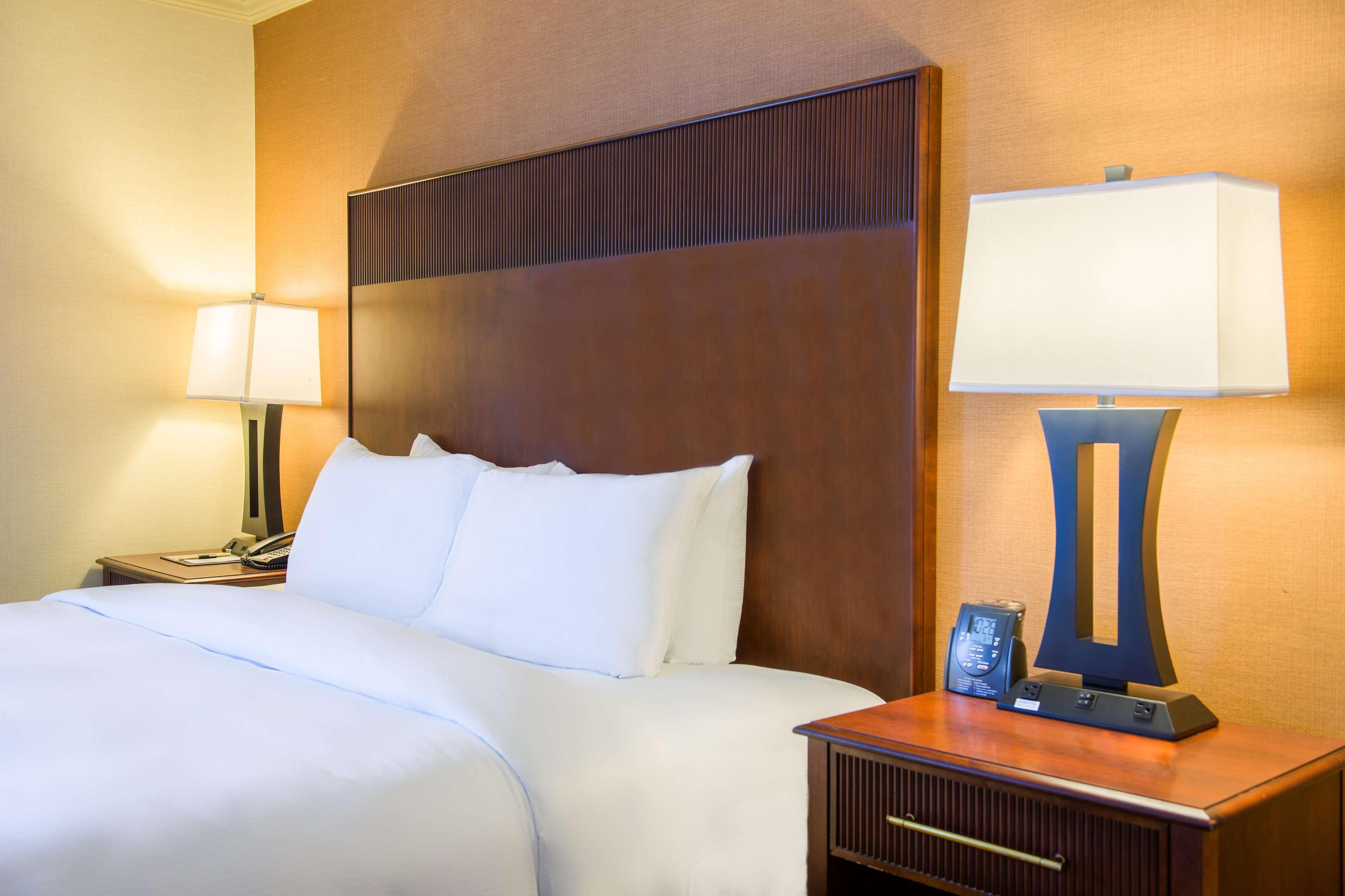 ดับเบิลทรี บาย ฮิลตัน ฟิลาเดลเฟีย แอร์พอร์ต Hotel ภายนอก รูปภาพ